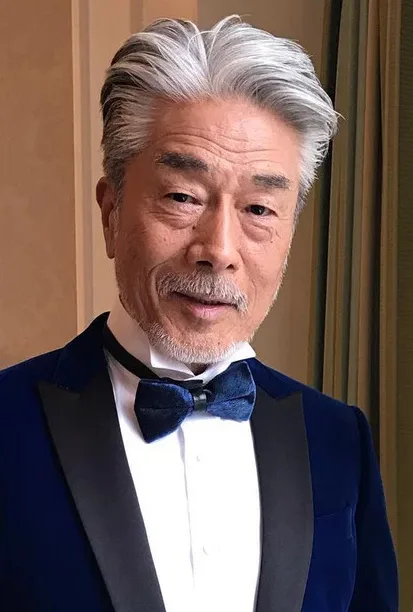 Ясуаки Курата